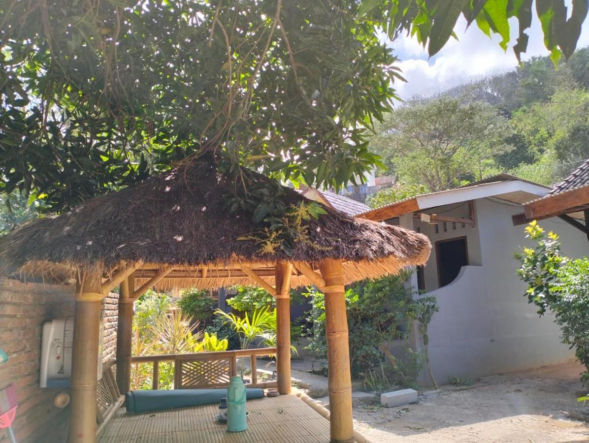T&T Homestay Kuta (Lombok) Exterior foto